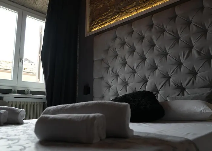 Rhome Luxury
