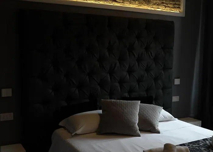Rhome Luxury