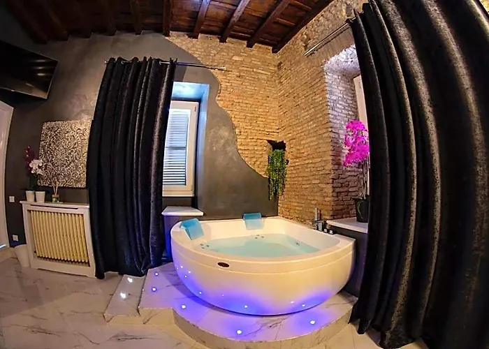 Rhome Luxury 4* Roma