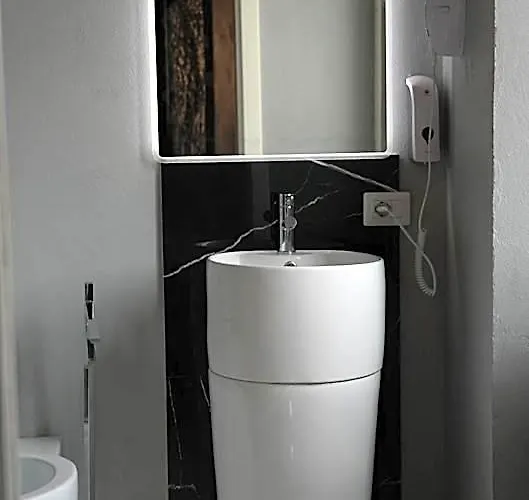 Rhome Luxury 4* Roma