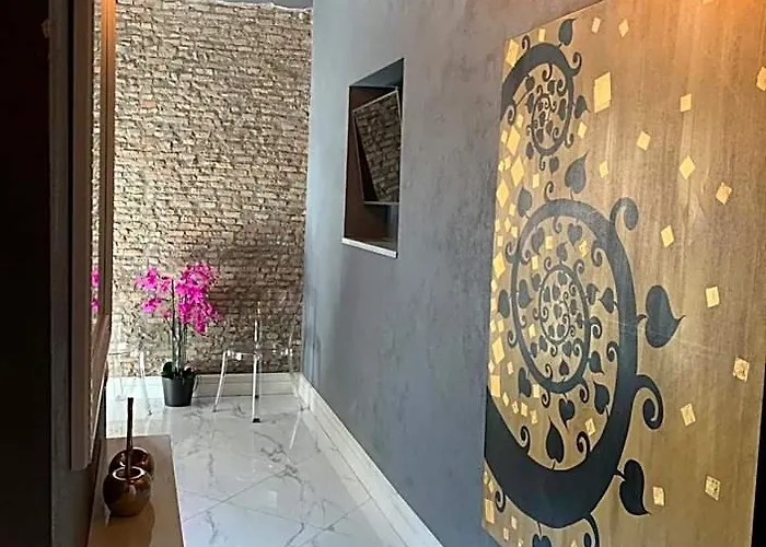 Rhome Luxury Roma