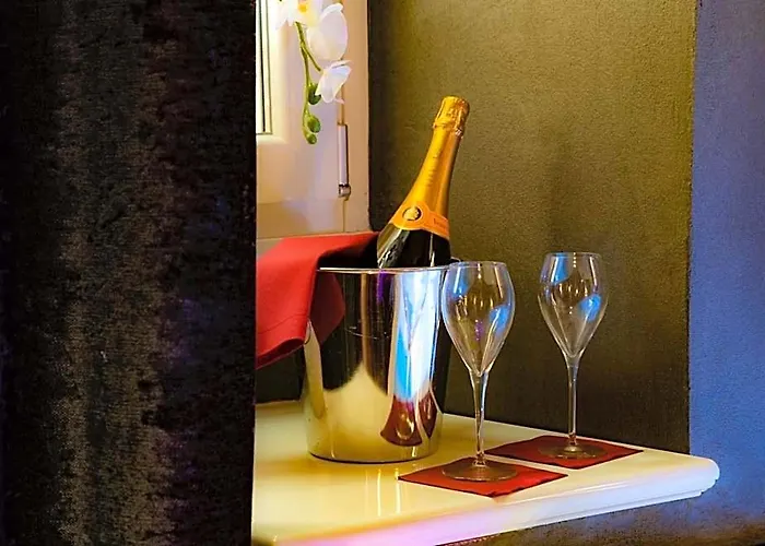 Rhome Luxury Roma